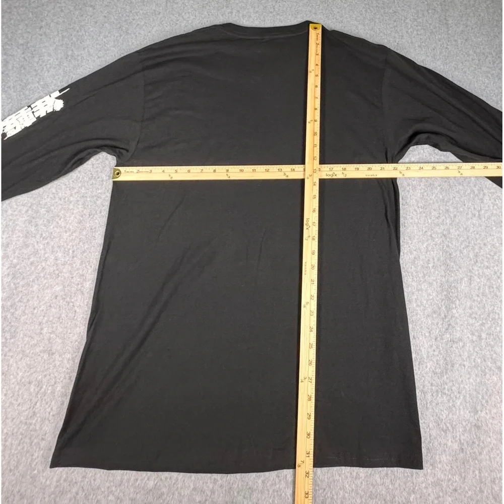 Hot Topic Attack on Titan Season 3 Anime Shirt L Black Long Sleeve - Picture 3 of 4